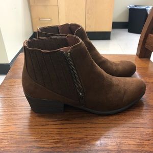 Esprit boots